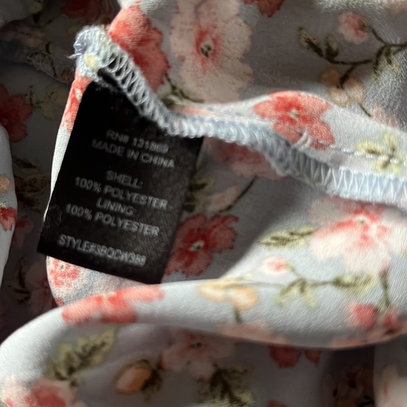 NWT Ke Ned Ik Floral Romper - Picture 5 of 5
